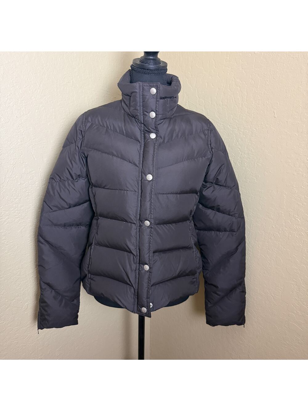 J.Crew Women’s Down Puffer Jacket Black Size M Quilted Snap Front Coat